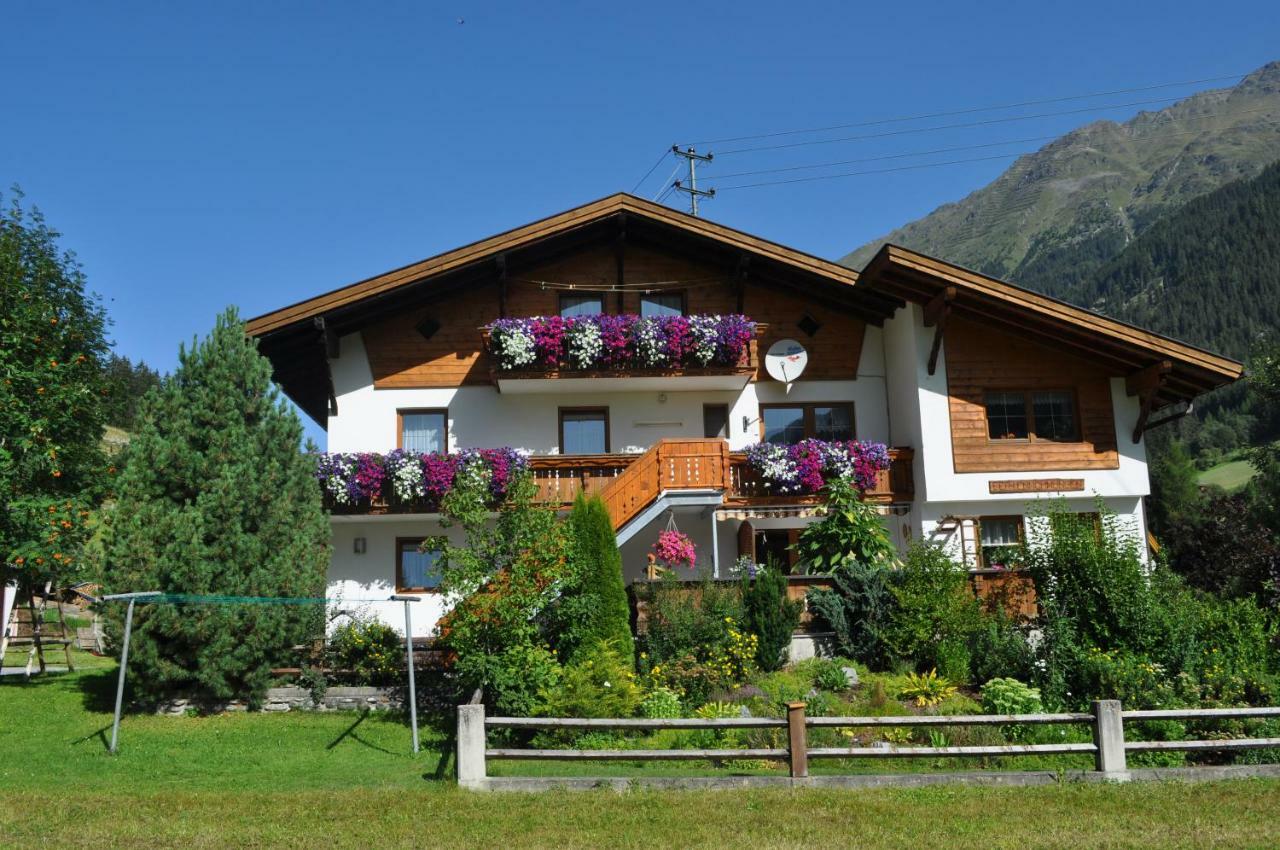 Ferienhaus Melmer Florian Apartman Sankt Leonhard im Pitztal Kültér fotó